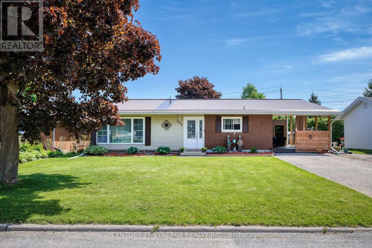 28393390/233-allan-street/smiths-falls/smiths-falls/ontario/K7A4M9_1