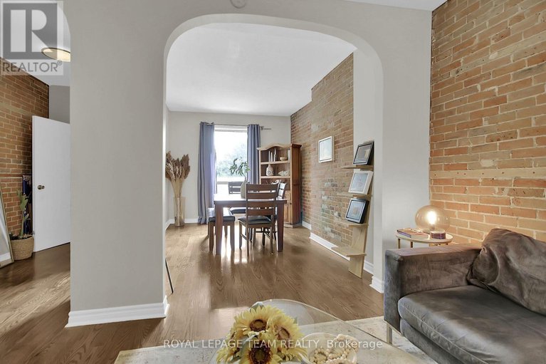 28974403/57-argyle-avenue/ottawa-centregolden-triangle/ottawa/ontario/K2P1B3_7