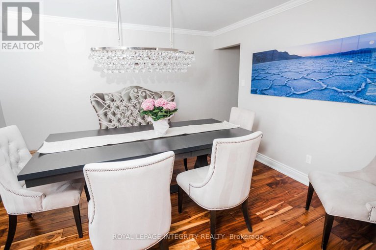 28979625/1055-plante-drive/hunt-clubwestern-community/ottawa/ontario/K1V9E5_10