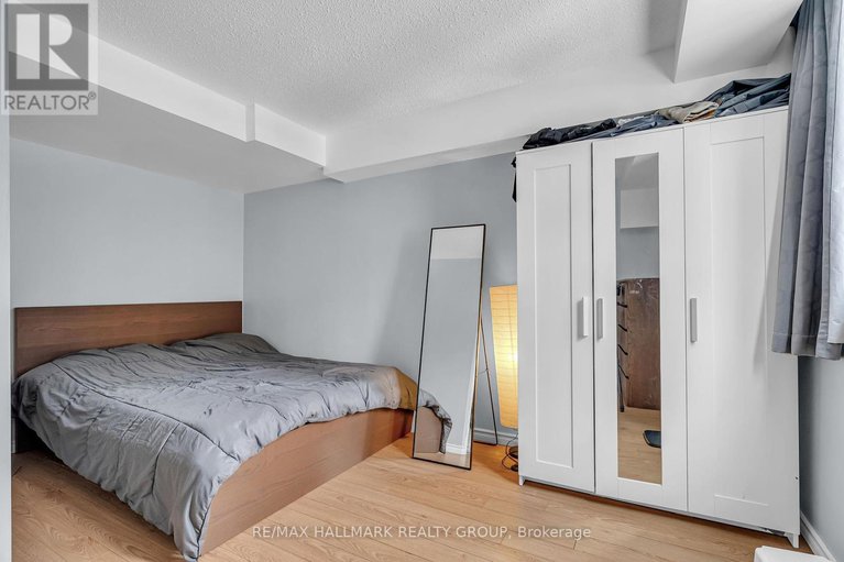 28552733/202-200-bay-street/ottawa-centre/ottawa/ontario/K1R7W8_15