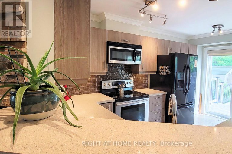 28858841/542-aberfoyle-circle/morgans-grantsouth-march/ottawa/ontario/K2K3R2_8