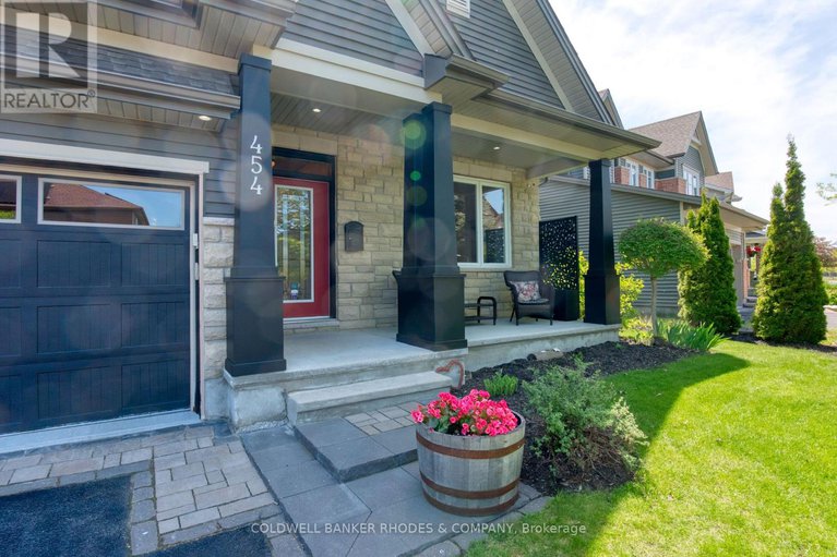 28619246/454-creekview-way/blossom-parkkemp-parkfindlay-creek/ottawa/ontario/K1T0J5_2