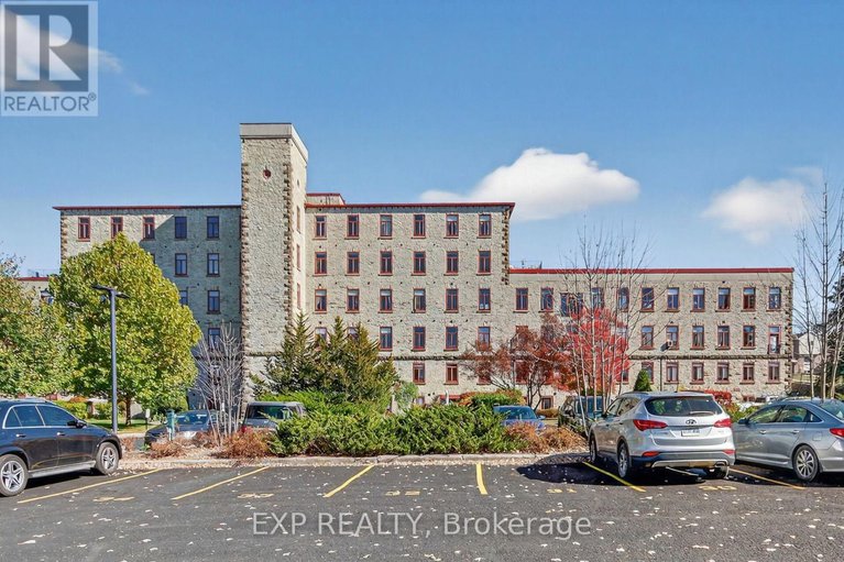29011158/302-1-rosamond-street-e/almonte/mississippi-mills/ontario/K0A1A0_49