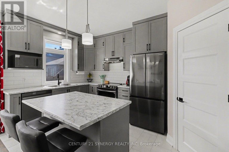 29649781/2011-berne-street/embrun/russell/ontario/K0A1W0_13