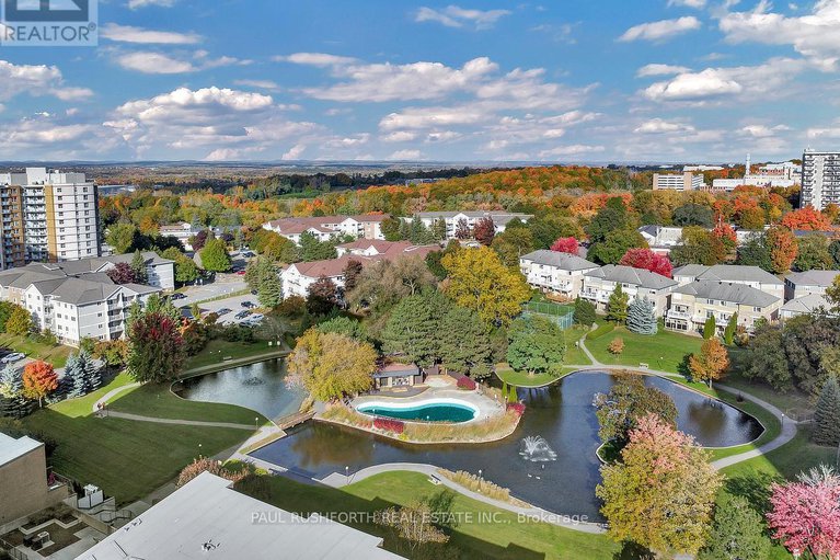 29018014/214-260-brittany-drive/viscount-alexander-park/ottawa/ontario/K1K4M2_17