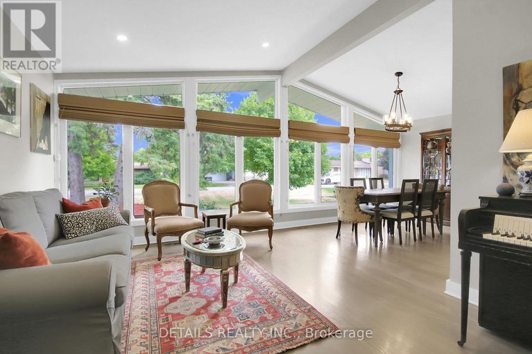 28913068/10-aberfeldy-street/arbeatha-park/ottawa/ontario/K2H6H5_4