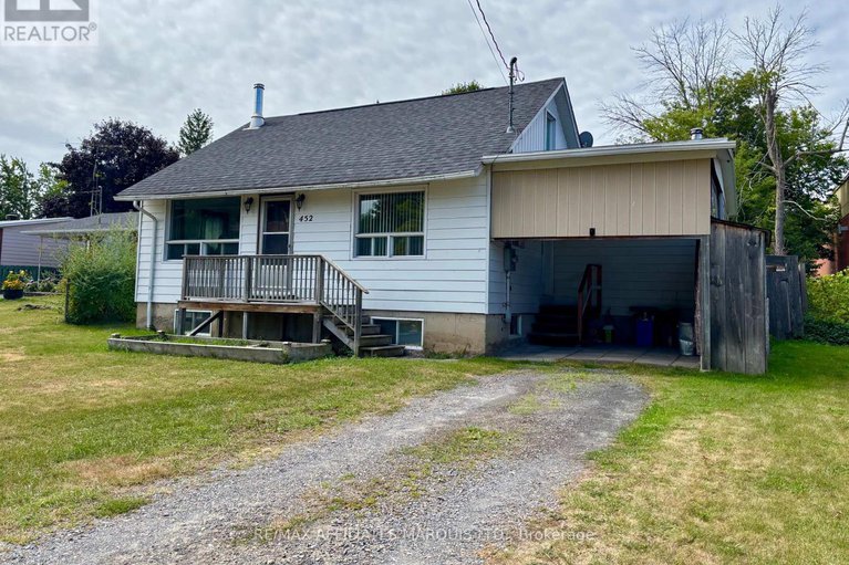 28764932/452-dominion-st-street-s/alexandria/north-glengarry/ontario/K0C1A0_3