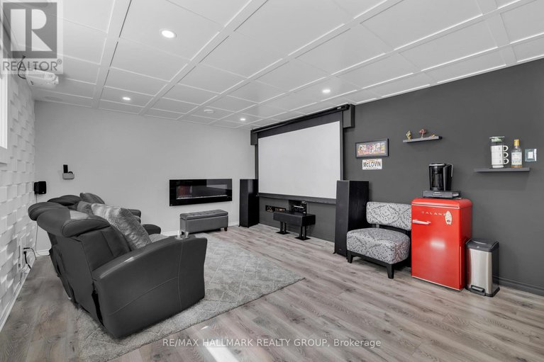 28498847/215-blackhorse-drive/north-grenville-twp-kemptville-south/north-grenville/ontario/K0G1J0_41