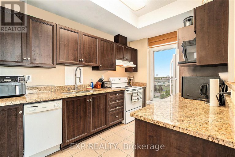 27850823/701-100-roger-guindon-road/riverview-park/ottawa/ontario/K1G1N7_16
