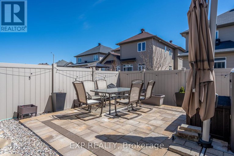 28273592/2114-helene-campbell-road/cedargrovefraserdale/ottawa/ontario/K2J4J2_42