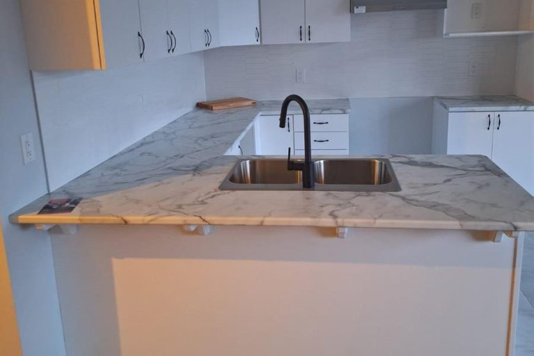 28909203/738-quilter-row/goulbourn-twp-from-franktown-rdsouth-to-rideau/ottawa/ontario/K0A2Z0_2