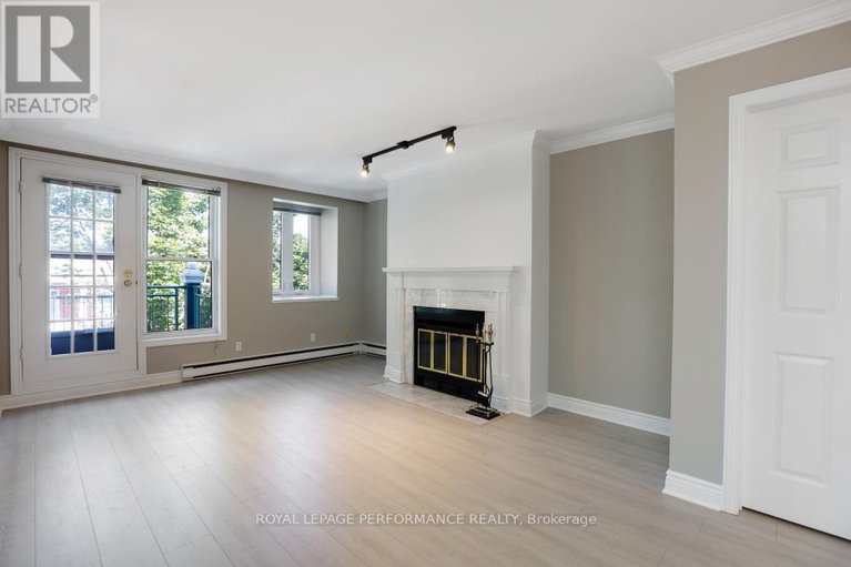 28821166/304-100-bruyere-street/lower-townbyward-market/ottawa/ontario/K1N5C6_17