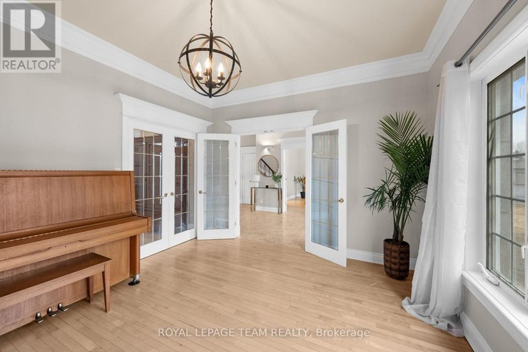 29572534/5440-wadell-court/manotick-village-manotick-estates/ottawa/ontario/K4M1L3_21