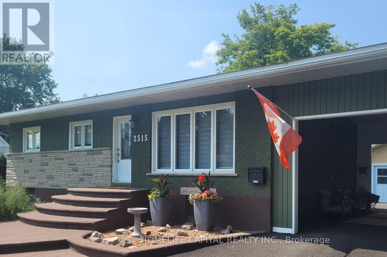 29204242/2515-gravelle-crescent/blackburn-hamlet/ottawa/ontario/K1B3A4_1