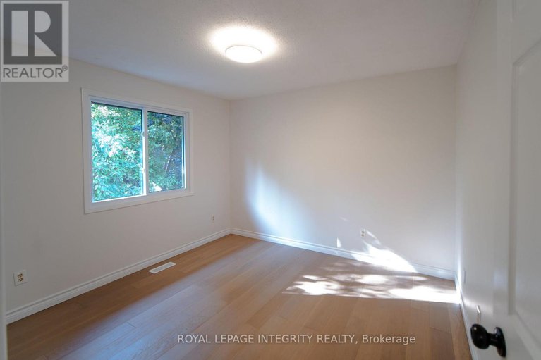 28851706/17-mcclure-crescent/katimavik/ottawa/ontario/K2L2H1_22