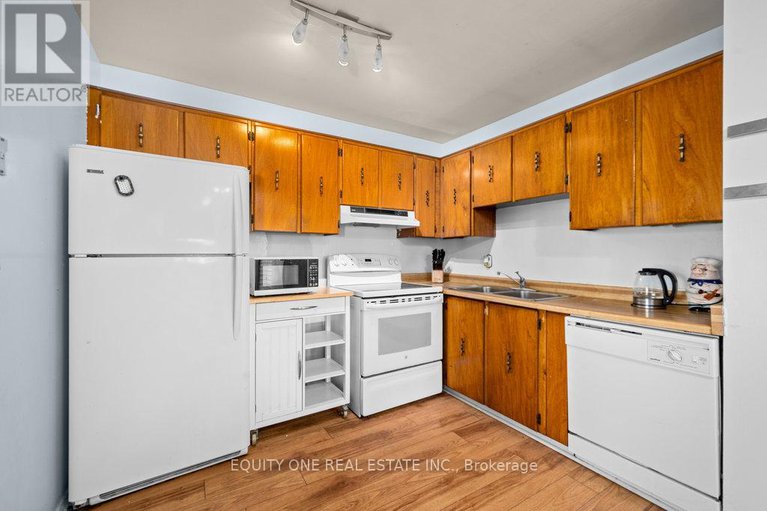 28564129/426-woodfield-drive/tanglewood/ottawa/ontario/K2G4E5_12