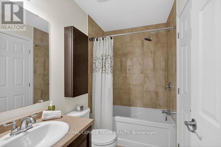 29421275/126-grenadine-street/stittsville-north/ottawa/ontario/K2S0P1_29