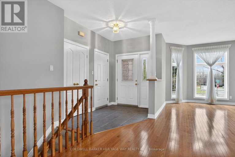 29616835/280-sarah-street/carleton-place/carleton-place/ontario/K7C2Y6_4