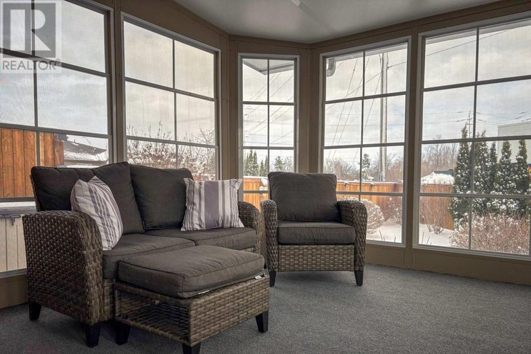 29493272/182-elk-street/renfrew/renfrew/ontario/K7V1A0_14