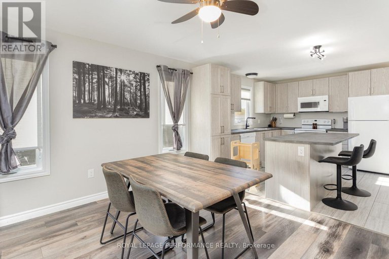 28969213/242-roxanne-street/clarencerockland-twp/clarence-rockland/ontario/K0A1N0_8