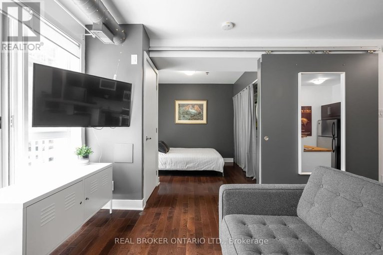 29635682/102-360-cumberland-street/lower-townbyward-market/ottawa/ontario/K1N0B1_15