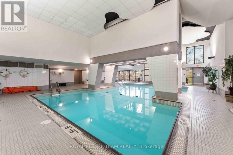 29126207/2106-1081-ambleside-drive/woodroffe/ottawa/ontario/K2B8C8_29