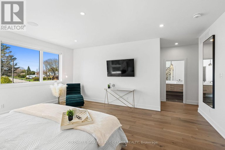 28265493/13-brook-lane/meadowlandscrestview/ottawa/ontario/K2G1S1_23