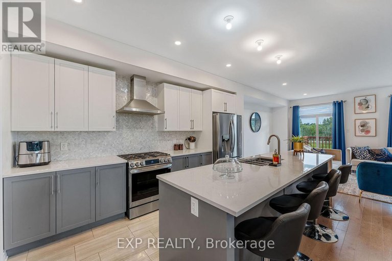 28405761/501-enclave-lane/town-of-rockland/clarence-rockland/ontario/K4K0M8_8