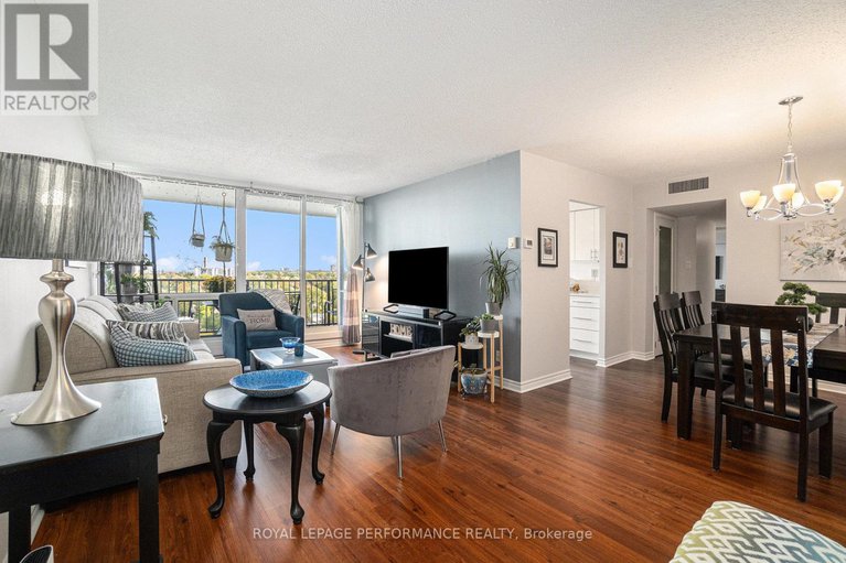 28976196/1508-1195-richmond-road/woodroffe/ottawa/ontario/K2B8E4_6