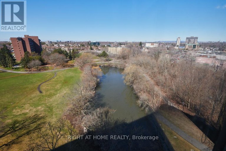 29628512/909-2759-carousel-crescent/emerald-woodssawmill-creek/ottawa/ontario/K1T2N5_18