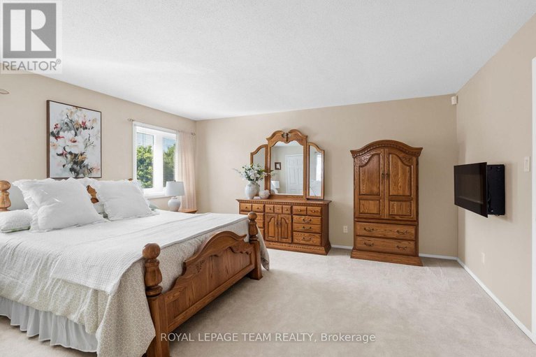 29026359/23-glacier-street/on-the-green/ottawa/ontario/K2J2M7_19