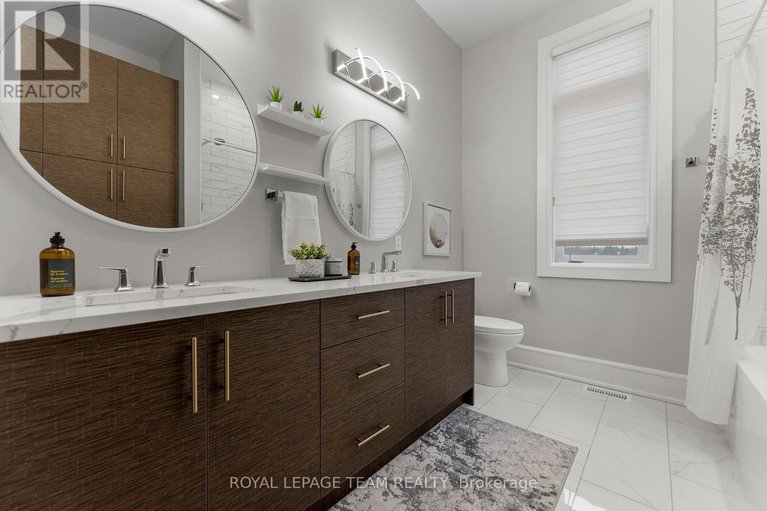 29539782/7125-still-meadow-way/greely/ottawa/ontario/K4P1B8_31