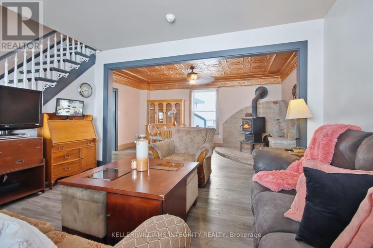 27974280/13109-county-road-3-road/north-dundas-winchester-twp/north-dundas/ontario/K0C2K0_9