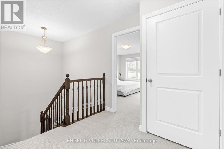 28239437/3499-woodroffe-avenue/strandherd/ottawa/ontario/K2G7A6_16
