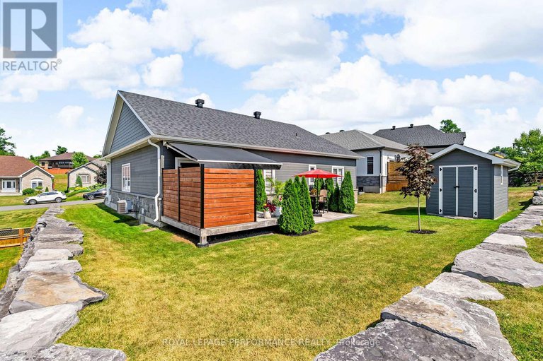 28627551/4-matthew-kieran-crescent/long-sault/south-stormont/ontario/K0C1P0_46
