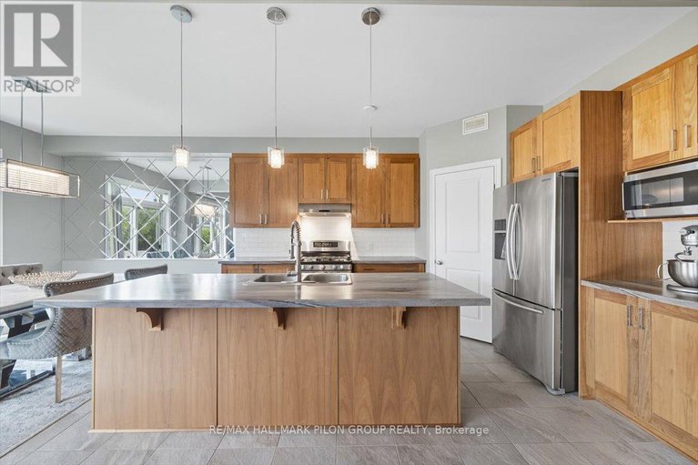 28853468/502-strasbourg-street/avalon-west/ottawa/ontario/K4A0M7_2