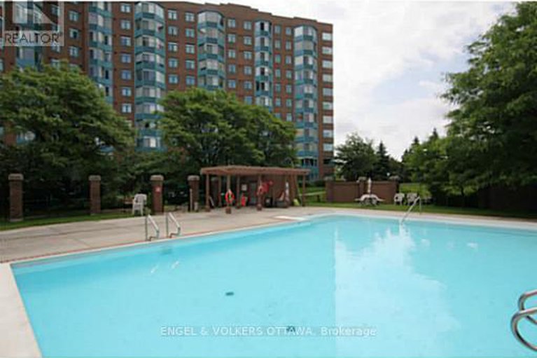 28741170/409-1025-grenon-avenue/fairfield-heights/ottawa/ontario/K2B8S5_18