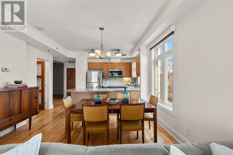 29458300/105-323-winona-avenue/westboro-south/ottawa/ontario/K1Z5H3_14