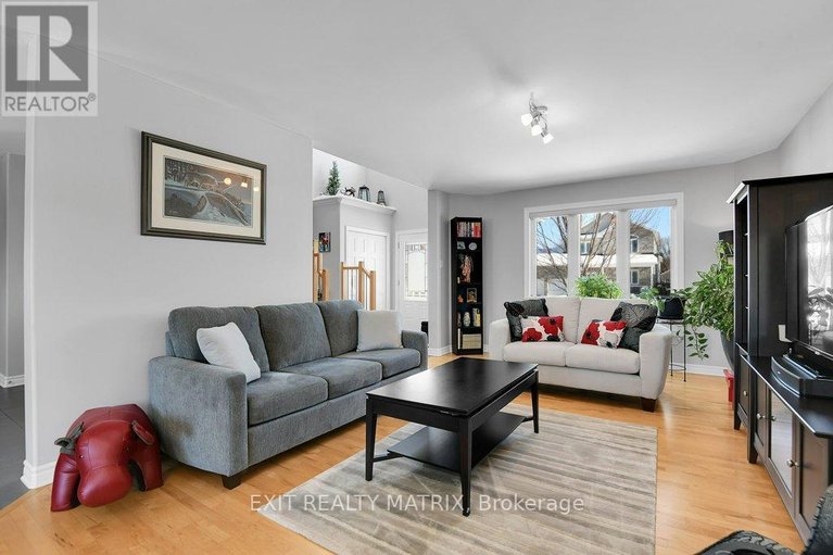 29484589/106-cobblestone-drive/village-of-russell/russell/ontario/K4R0B2_5