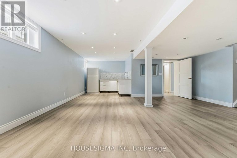 29433007/1047-richard-avenue/billings-bridge/ottawa/ontario/K1H8C3_32