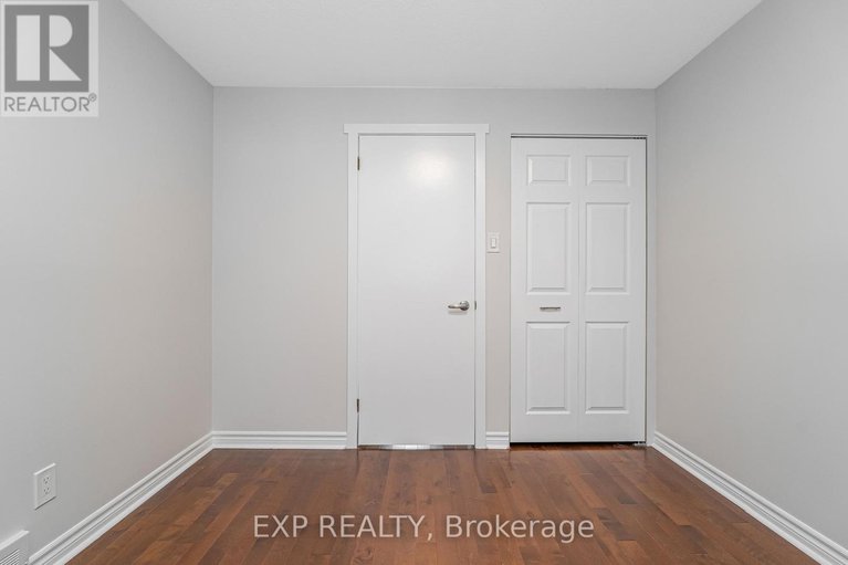 28733539/80-coolspring-crescent/borden-farmstewart-farmcarleton-heightsparkwood-hills/ottawa/ontario/K2E7M8_30