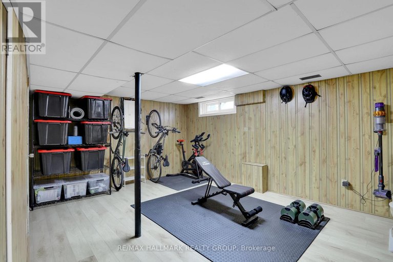 29673890/34-55-bering-court/katimavik/ottawa/ontario/K2L2B8_23