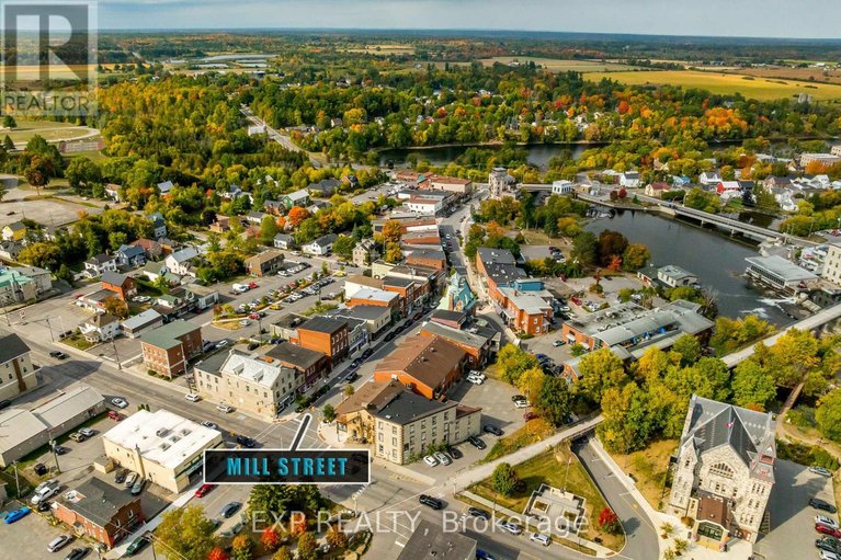 29633169/308-st-george-street/almonte/mississippi-mills/ontario/K0A1A0_48