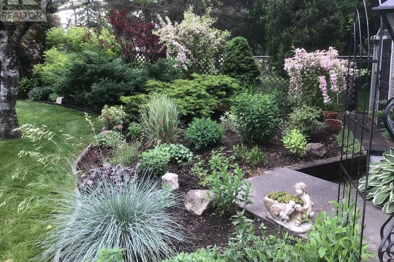 29319583/1550-northdale-street/pineview/ottawa/ontario/K1B4G8_34