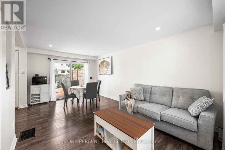 28829146/16-shouldice-crescent/glencairnhazeldean/ottawa/ontario/K2L1M9_4