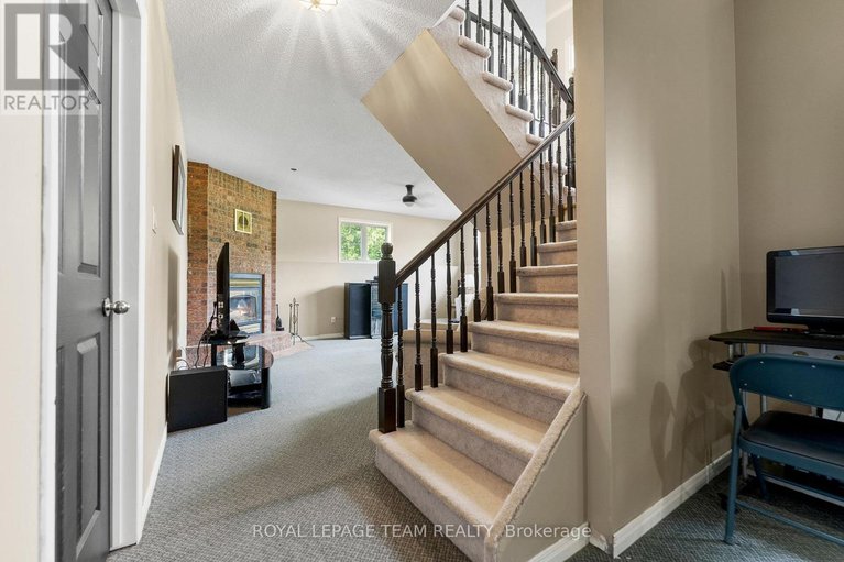 28503825/79-mountain-view-road/mcnabbraeside-twps/mcnabbraeside/ontario/K7S3G9_23