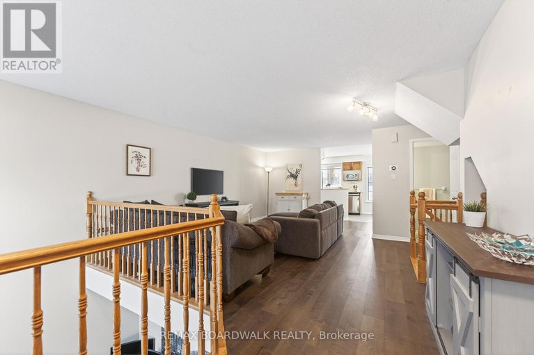 29382324/165-70-edenvale-drive/beaverbrook/ottawa/ontario/K2K3N6_3