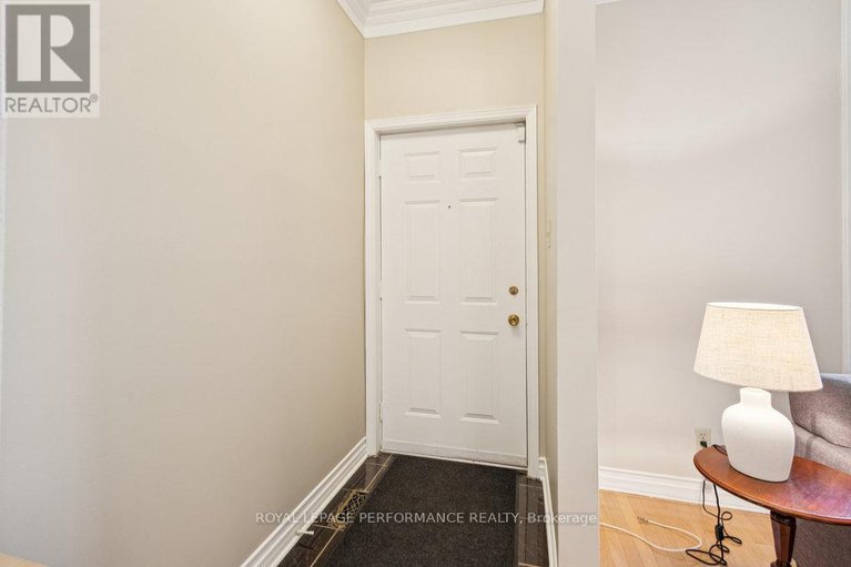 28550897/254-stewart-street/sandy-hill/ottawa/ontario/K1N6K4_6