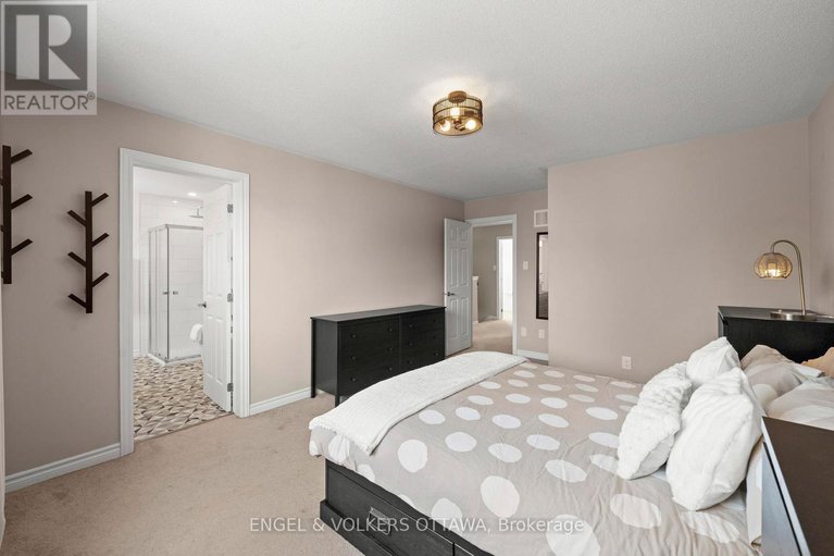 29413886/166-lily-pond-street/emerald-meadowstrailwest/ottawa/ontario/K2M0J5_17