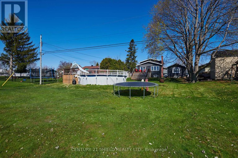 28929048/38-st-lawrence-street/ingleside/south-stormont/ontario/K0C1M0_35